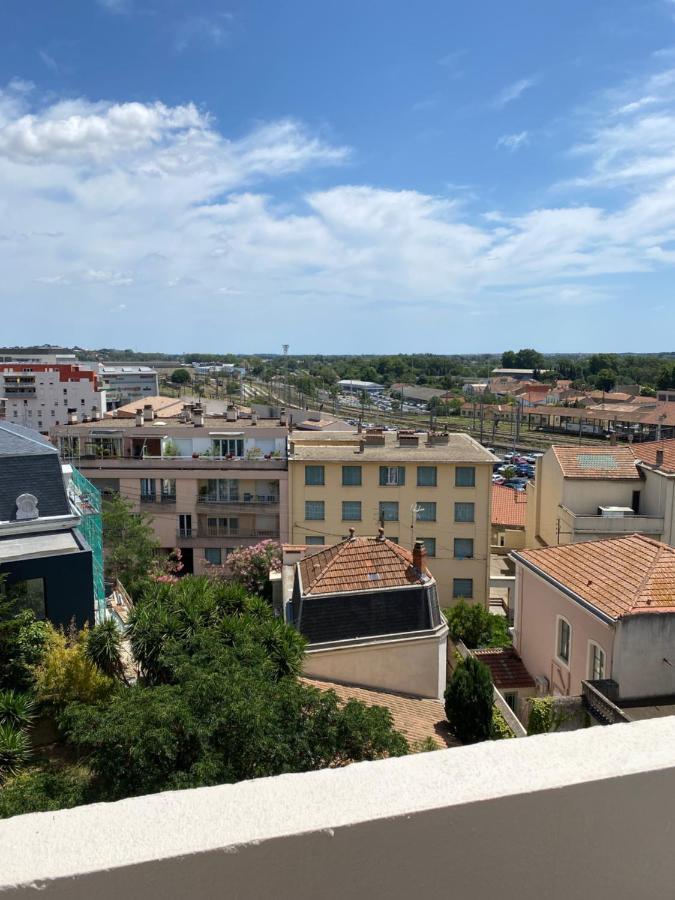 Appt T2 Proche Gare De Beziers Impasse Fay Apartment Bagian luar foto