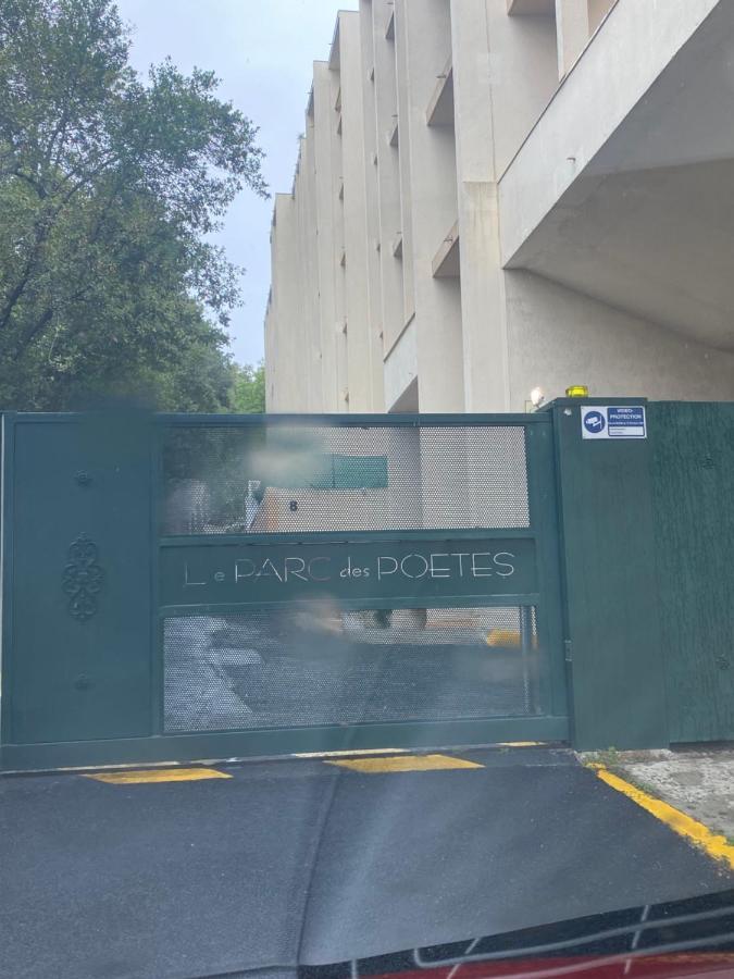 Appt T2 Proche Gare De Beziers Impasse Fay Apartment Bagian luar foto